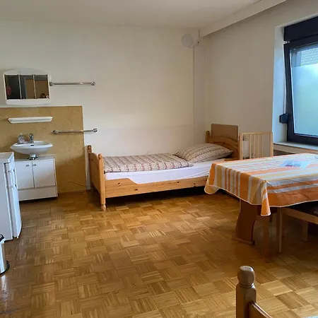 Gemuetliches Ferienzimmer Hürth Buitenkant foto