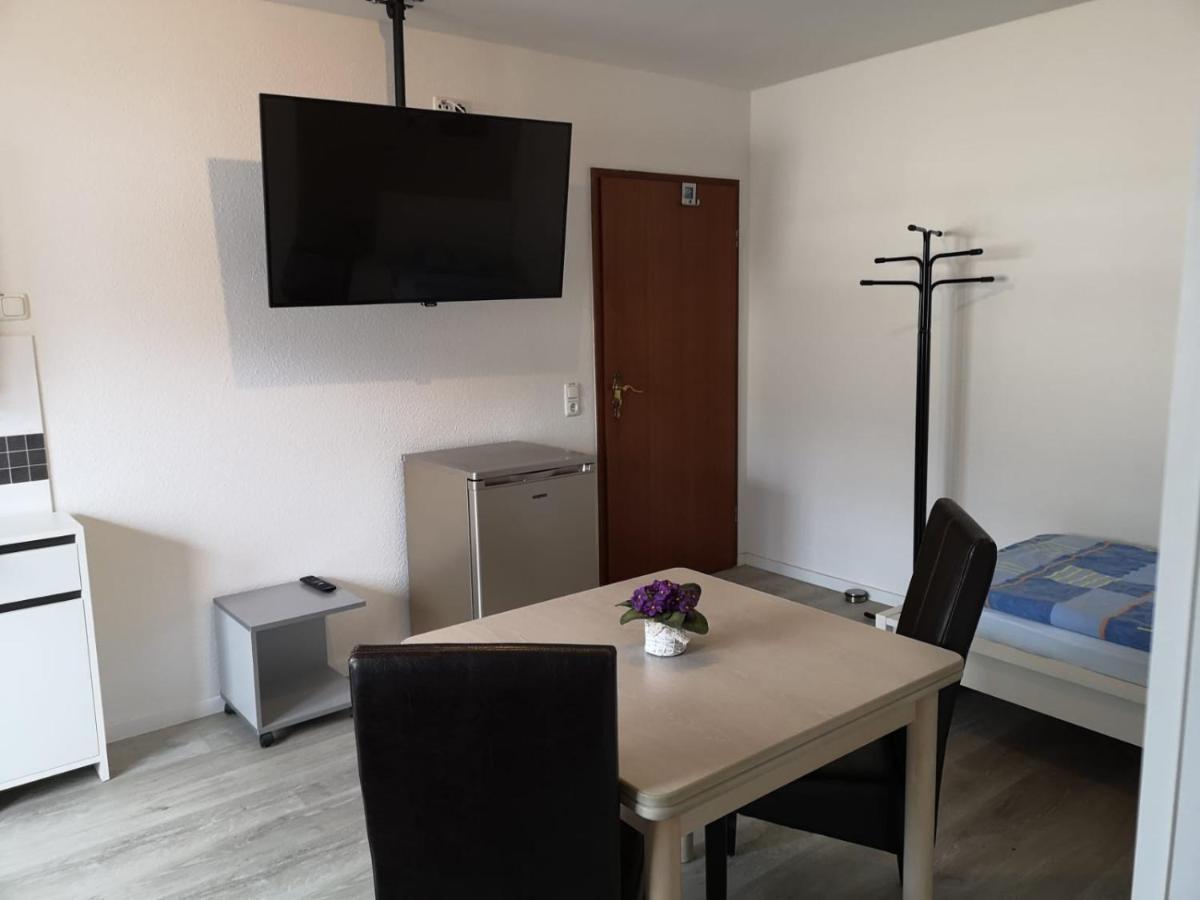 Apartment Gemuetliches Ferienzimmer *